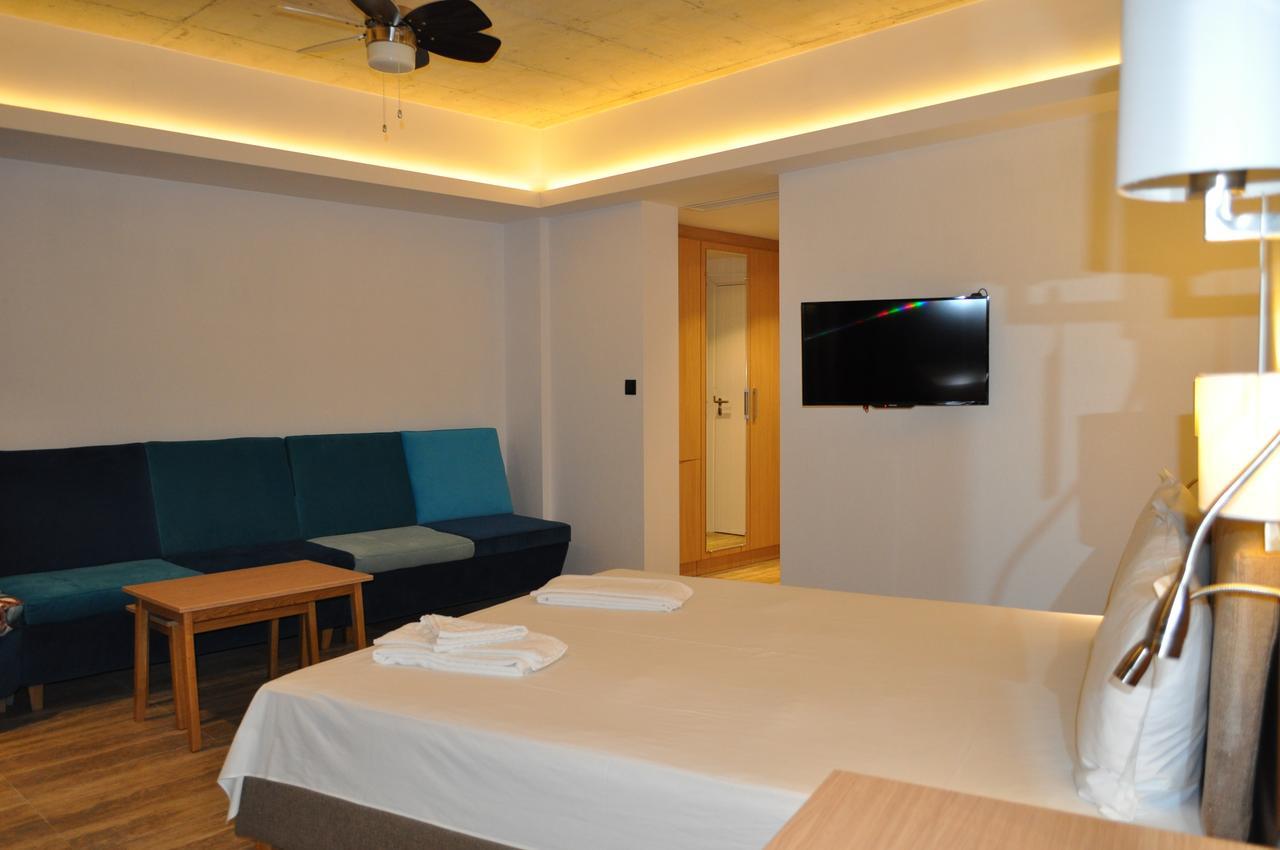 Hotel Tyulenovo ภายนอก รูปภาพ