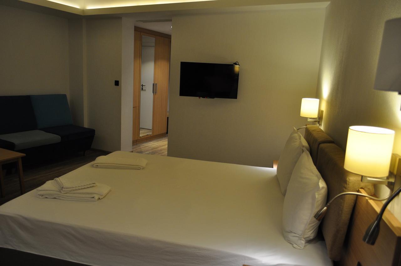Hotel Tyulenovo ภายนอก รูปภาพ