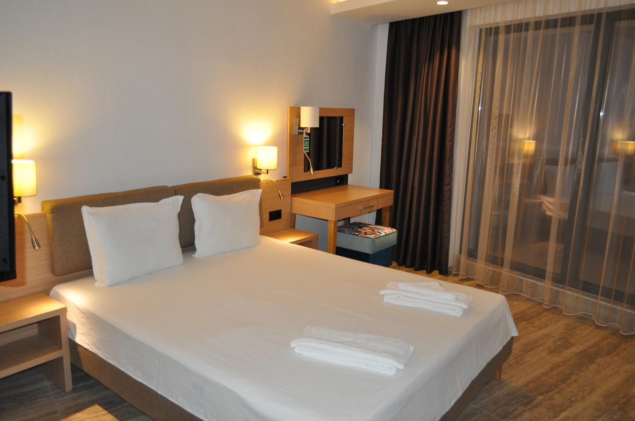 Hotel Tyulenovo ภายนอก รูปภาพ